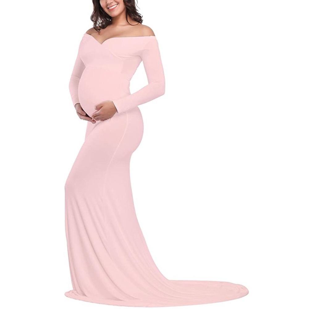 Pink maternity dress/gown for maternity photos